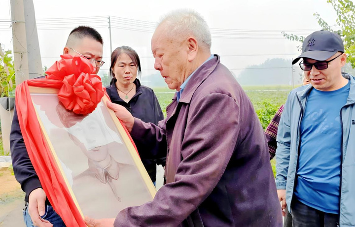 
北京朝阳医院黄牛代挂号电话票贩子号贩子网上预约挂号,住院检查加快,青春华章丨跨越74年的“重逢”，82岁的弟弟再次见到了24岁的烈士哥哥