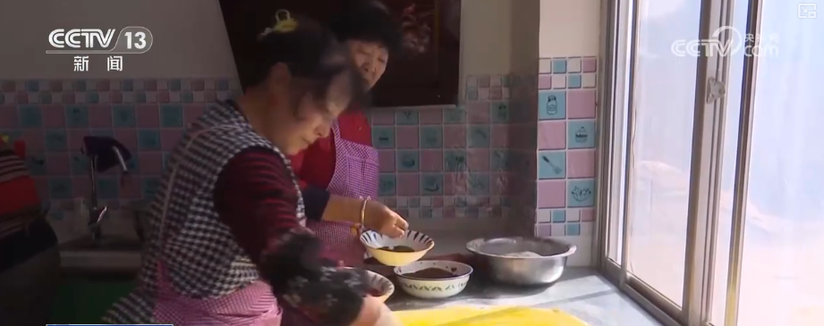 
天津肿瘤医院黄牛代挂号电话票贩子号贩子网上预约挂号,住院检查加快,特色月饼玩转“跨界”创新 给节日消费添“新”意激活经济“新”热力