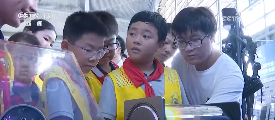 
北京八大处整形医院黄牛代挂号电话票贩子号贩子网上预约挂号,住院检查加快,全国科普月 | 点亮少年科创梦想 多地举行多场科普活动让科学触手可及