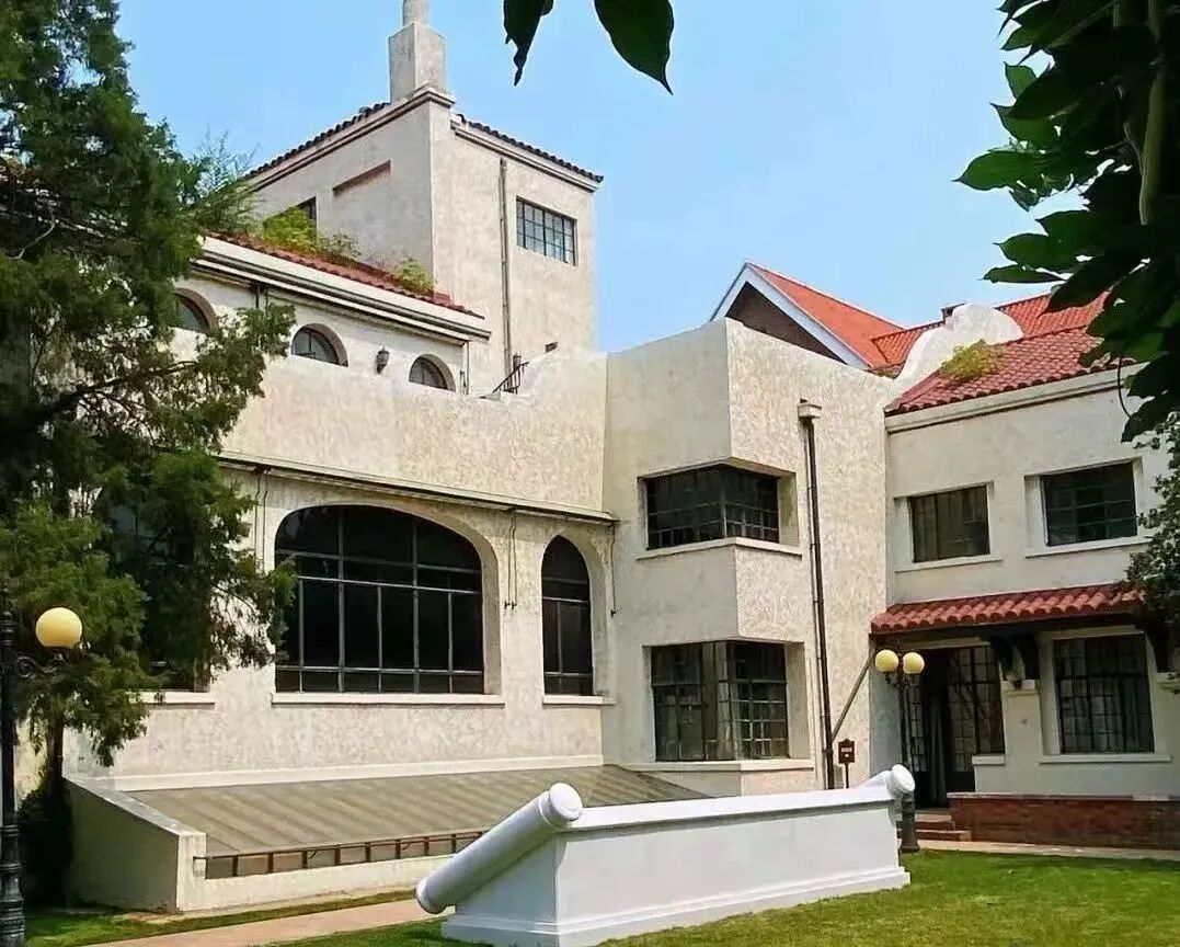 
首都医科大学附属北京同仁医院黄牛代挂号电话票贩子号贩子网上预约挂号,住院检查加快,扎深“根系” 红色血脉“润”泽城市文脉