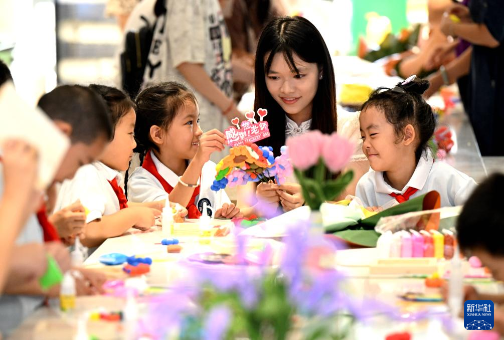 
杭州市三医院黄牛代挂号电话票贩子号贩子网上预约挂号,住院检查加快,喜迎教师节