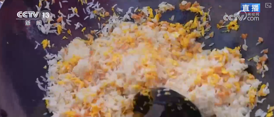 
广州各大医院黄牛代挂号电话票贩子号贩子网上预约挂号,住院检查加快,特色市集丰富节前市场 品质升级、暖意涌动点亮节前消费新图景