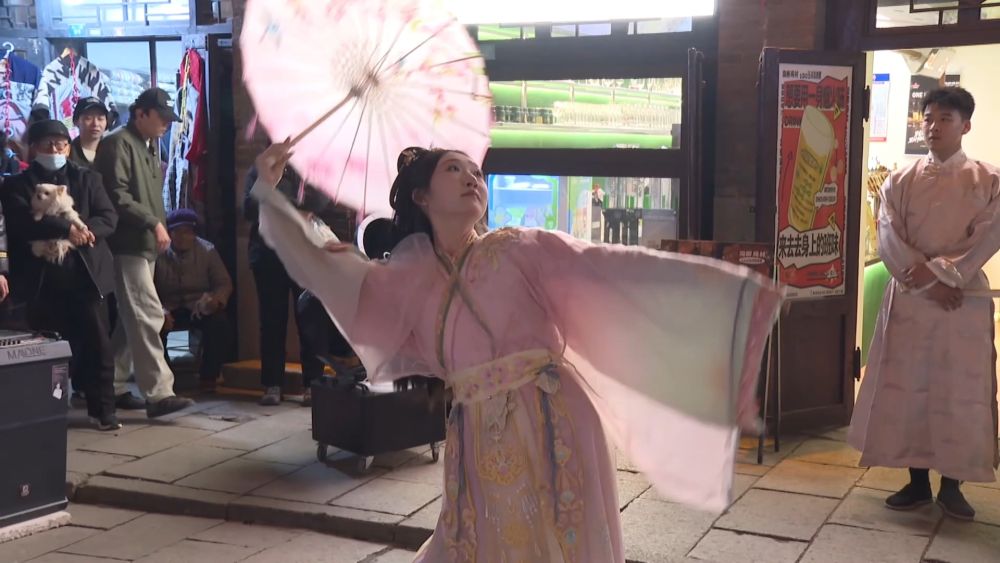 
浙江大学邵逸夫医院黄牛代挂号电话票贩子号贩子网上预约挂号,住院检查加快,新华视点｜一城一特色焕新文旅 夜经济激活消费新引擎