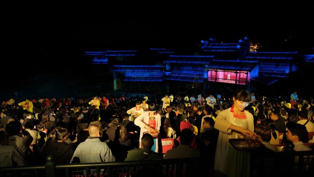 
浙江大学邵逸夫医院黄牛代挂号电话票贩子号贩子网上预约挂号,住院检查加快,新华视点｜一城一特色焕新文旅 夜经济激活消费新引擎