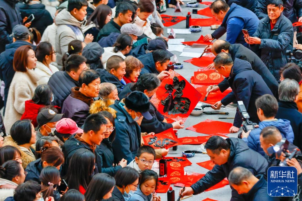 
湖南中医附一医院黄牛代挂号电话票贩子号贩子网上预约挂号,住院检查加快,年味渐浓迎新春