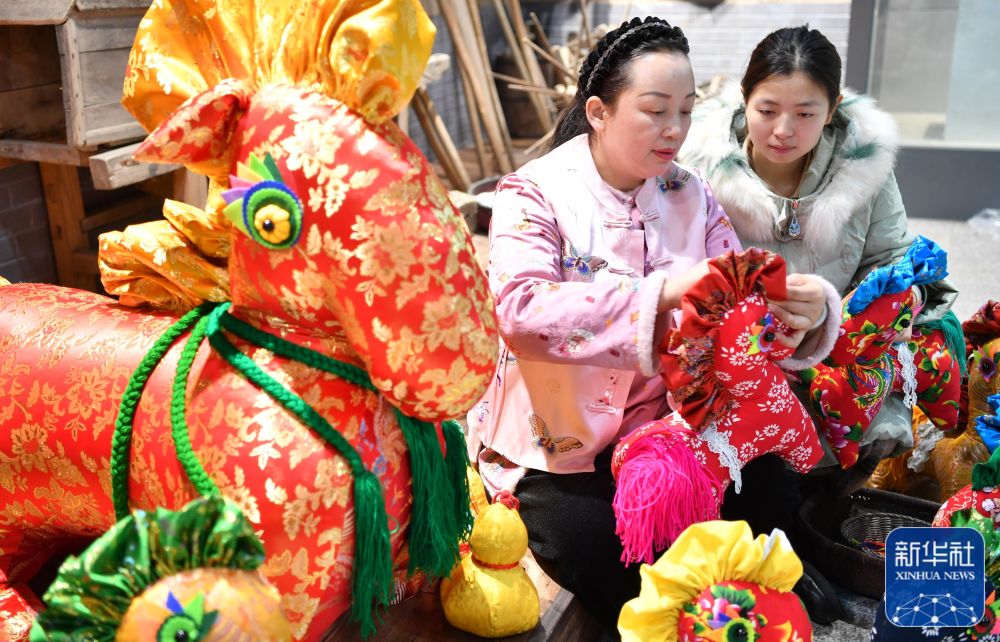 
湖南中医附一医院黄牛代挂号电话票贩子号贩子网上预约挂号,住院检查加快,年味渐浓迎新春