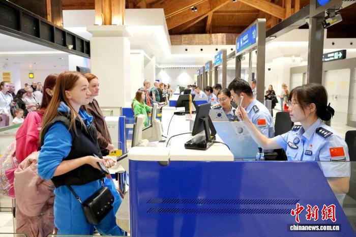 
浙江省中医院黄牛代挂号电话票贩子号贩子网上预约挂号,住院检查加快,海南入境游新年迎来“开门红” 欧美市场增幅显著