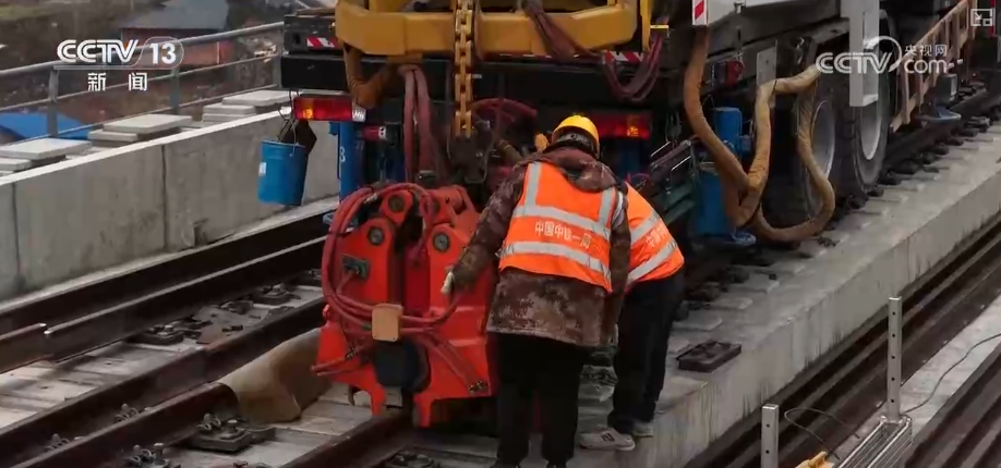 博爱医院黄牛代挂号电话票贩子号贩子网上预约挂号,住院检查加快,能源→交通→民生 建设者以马不停蹄的干劲刷新重大工程“进度条”