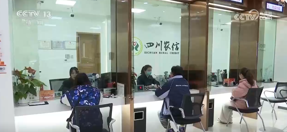 
空军特色医学中心黄牛代挂号电话票贩子号贩子网上预约挂号,住院检查加快,政策“精准滴灌”服务乡村产业振兴 “沉睡资产”变成“活资金”助农增收