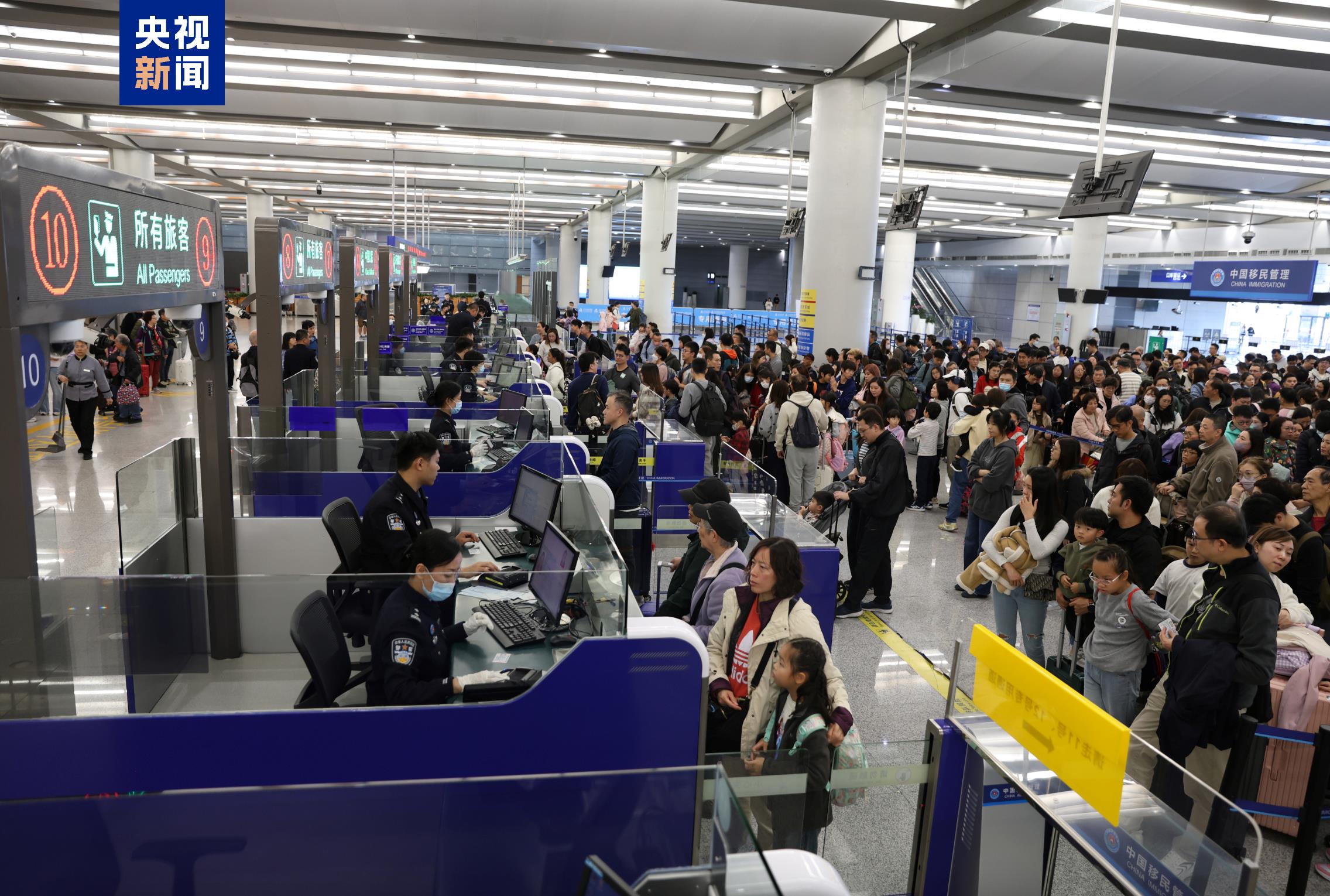 
北京协和医院黄牛代挂号电话票贩子号贩子网上预约挂号,住院检查加快,湾区速评丨一亿人次新奔赴 “桥”见融合加速度