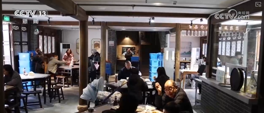 中山大学中山眼科中心黄牛代挂号电话票贩子号贩子网上预约挂号,住院检查加快,“新意+暖意”催热“年经济”新热力 “新花样”频出点燃消费“热引擎”