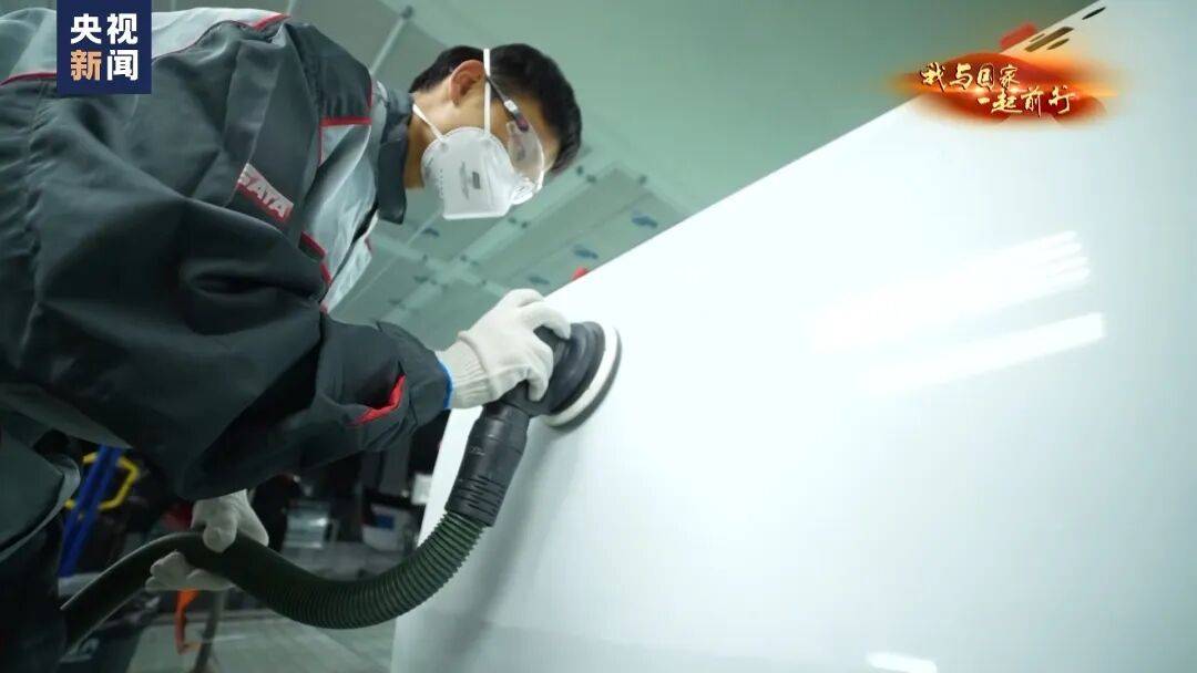 
北京大学第六医院黄牛代挂号电话票贩子号贩子网上预约挂号,住院检查加快,我与国家一起前行丨0.01毫米见真章 他用一杆喷枪征服全世界