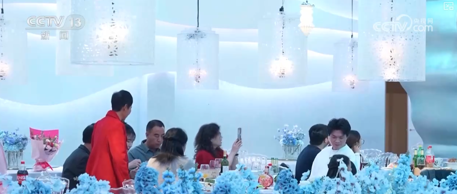 中山大学中山眼科中心黄牛代挂号电话票贩子号贩子网上预约挂号,住院检查加快,“新意+暖意”催热“年经济”新热力 “新花样”频出点燃消费“热引擎”