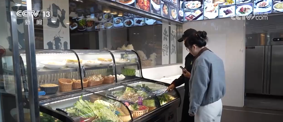 中山大学中山眼科中心黄牛代挂号电话票贩子号贩子网上预约挂号,住院检查加快,“新意+暖意”催热“年经济”新热力 “新花样”频出点燃消费“热引擎”