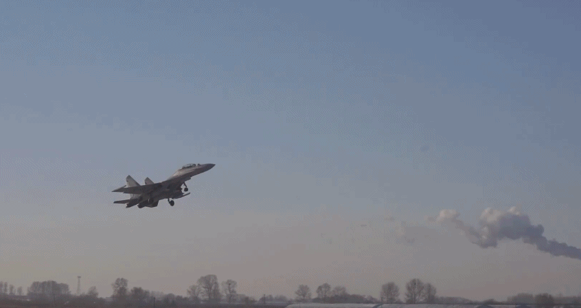 邱远王建邓旭峰蒋力阴金波周鑫黄牛挂号电话视频丨第一视角!一起体验歼-16新年度首飞训练