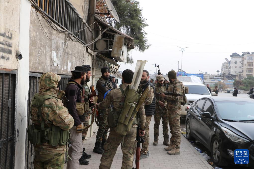 
北京广安门中医院黄牛代挂号电话票贩子号贩子网上预约挂号,住院检查加快,叙军对“叙利亚民主力量”阿勒颇阵地实施打击