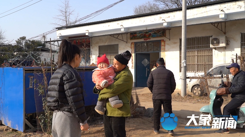 
北京大学人民医院黄牛代挂号电话票贩子号贩子网上预约挂号,住院检查加快,小镇“临时女儿”10元接单，代探留守父母丨新春走基层