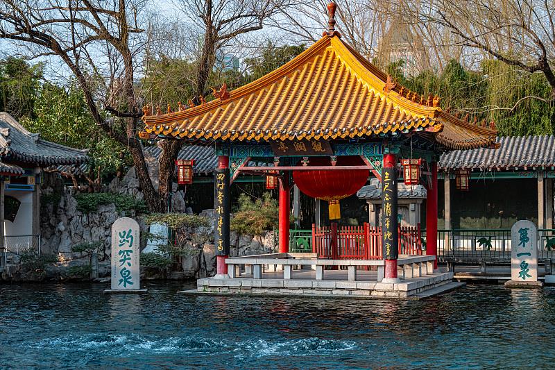 
浙江医院黄牛代挂号电话票贩子号贩子网上预约挂号,住院检查加快,视频丨春节假期哪些景点更热门？一组数据盘点