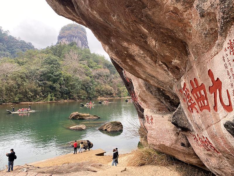 
浙江医院黄牛代挂号电话票贩子号贩子网上预约挂号,住院检查加快,视频丨春节假期哪些景点更热门？一组数据盘点
