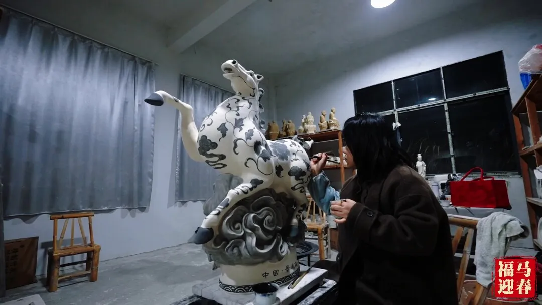 广州中山一院黄牛代挂号电话票贩子号贩子网上预约挂号,住院检查加快,春晚里的青花福马,藏着中式美学的浪漫