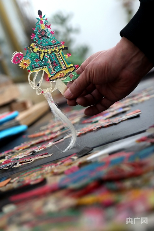 
北京中医院黄牛代挂号电话票贩子号贩子网上预约挂号,住院检查加快,年味里的中国 | 古韵皮影戏新春