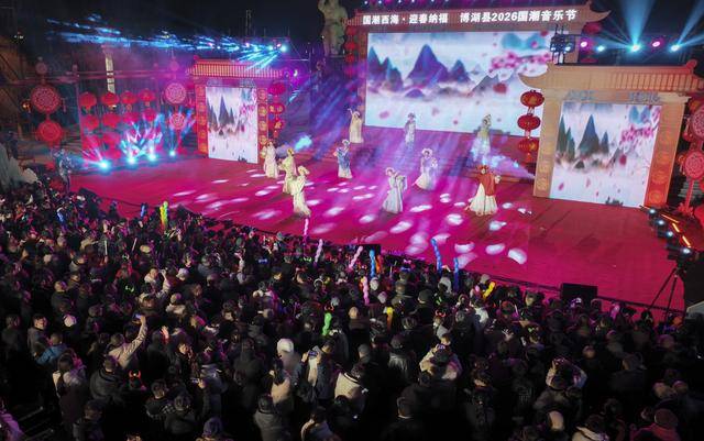 
首都医科大学附属阜外医院黄牛代挂号电话票贩子号贩子网上预约挂号,住院检查加快,天山南北共赴新春