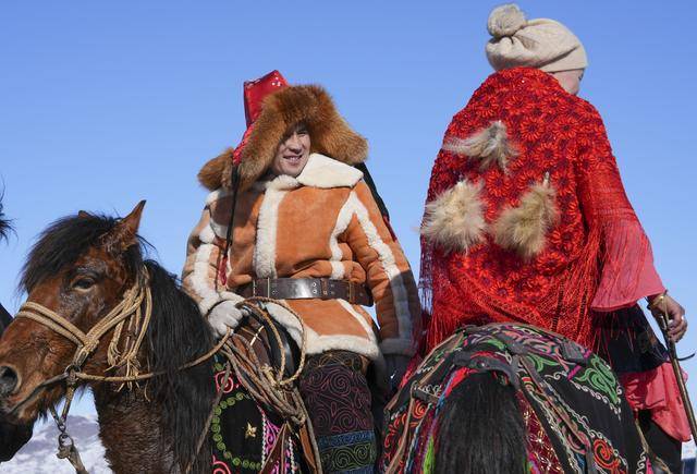 
首都医科大学附属阜外医院黄牛代挂号电话票贩子号贩子网上预约挂号,住院检查加快,天山南北共赴新春