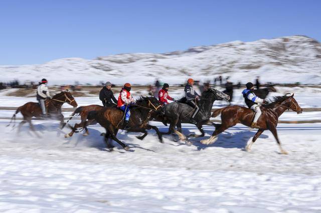 
首都医科大学附属阜外医院黄牛代挂号电话票贩子号贩子网上预约挂号,住院检查加快,天山南北共赴新春