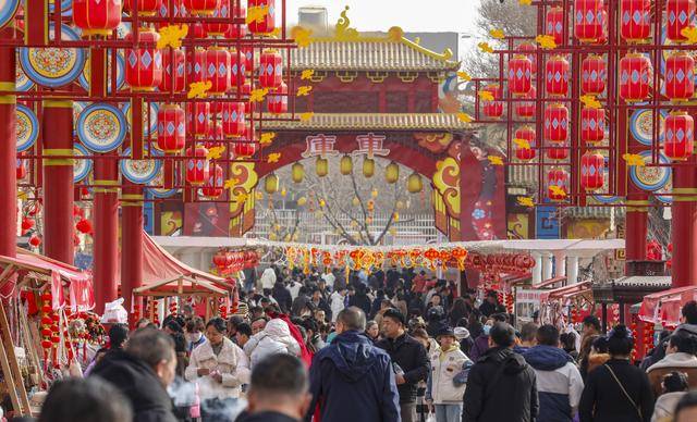 
首都医科大学附属阜外医院黄牛代挂号电话票贩子号贩子网上预约挂号,住院检查加快,天山南北共赴新春