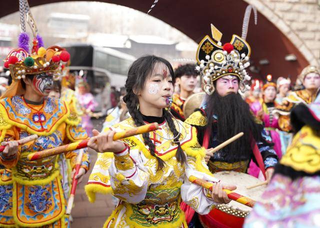
首都医科大学附属阜外医院黄牛代挂号电话票贩子号贩子网上预约挂号,住院检查加快,天山南北共赴新春