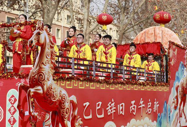 
首都医科大学附属阜外医院黄牛代挂号电话票贩子号贩子网上预约挂号,住院检查加快,天山南北共赴新春