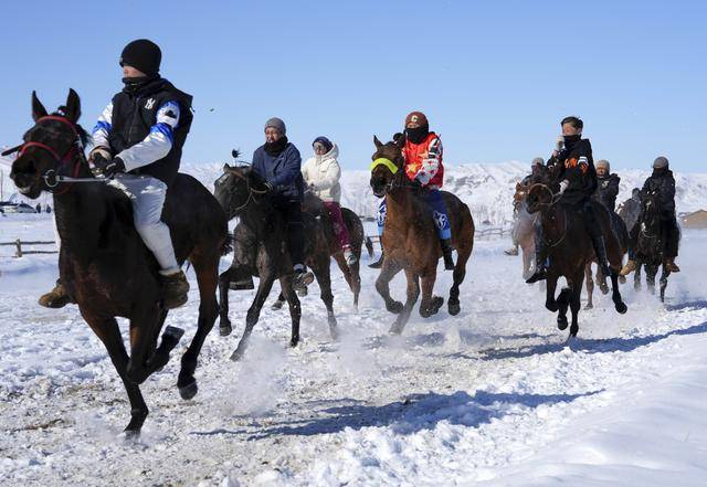 
首都医科大学附属阜外医院黄牛代挂号电话票贩子号贩子网上预约挂号,住院检查加快,天山南北共赴新春