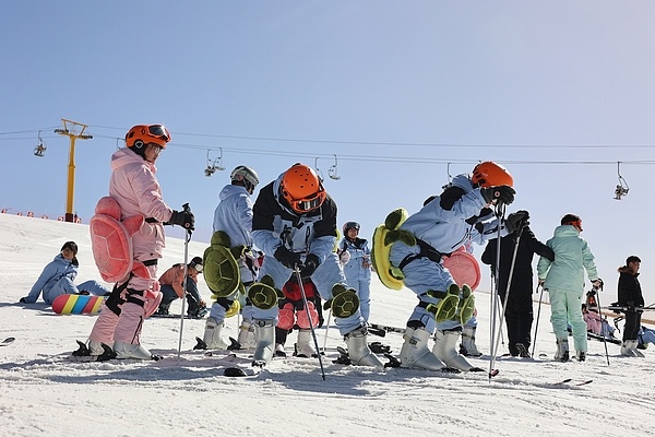 
北京宣武医院黄牛代挂号电话票贩子号贩子网上预约挂号,住院检查加快,全球媒体聚焦 | 美国媒体：春节消费热潮预示中国进入消费新时代