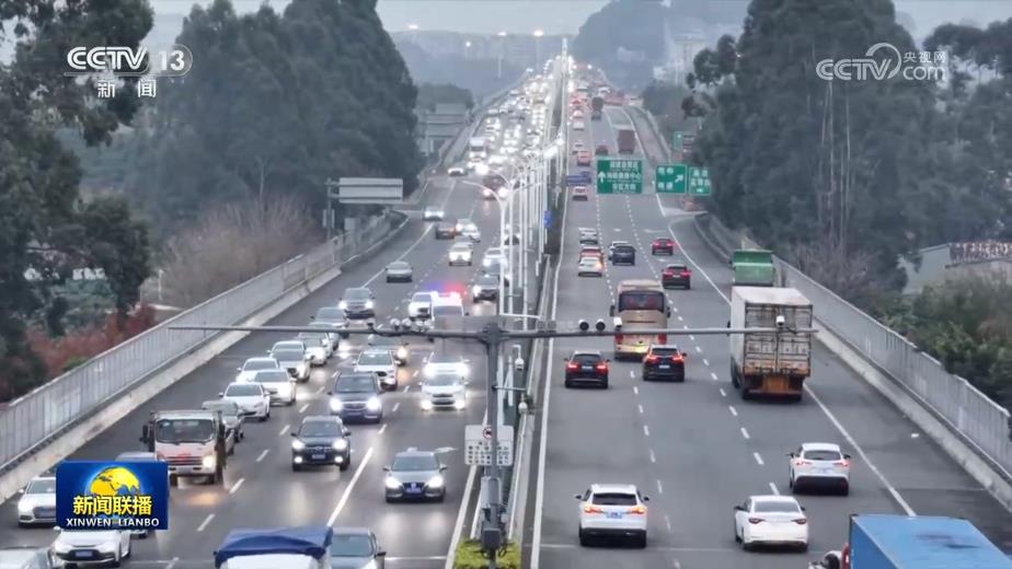 
南京明基医院黄牛代挂号电话票贩子号贩子网上预约挂号,住院检查加快,春运第二天客流平稳有序