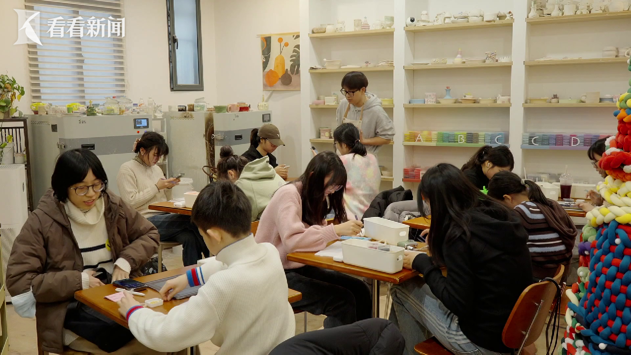 山东大学齐鲁医院黄牛代挂号电话票贩子号贩子网上预约挂号,住院检查加快,一颗豆子一根针 “指尖经济”成情绪消费新蓝海