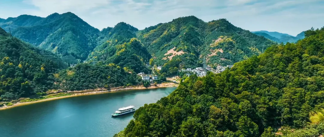 
广东省中医院黄牛代挂号电话票贩子号贩子网上预约挂号,住院检查加快,给长江的情书