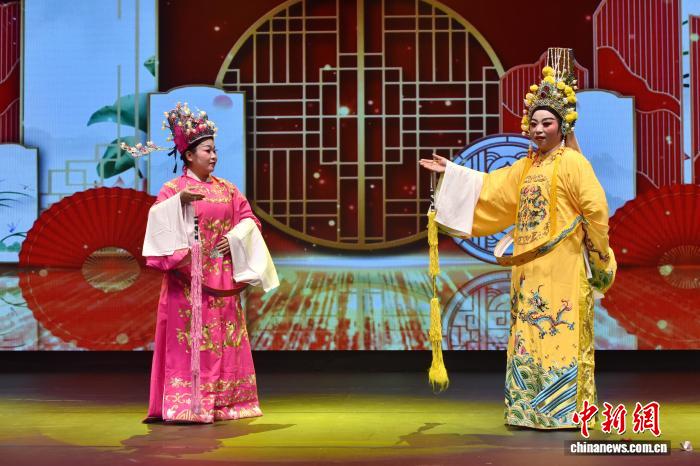 
长春吉大一院黄牛代挂号电话票贩子号贩子网上预约挂号,住院检查加快,巴西越剧姐妹花：乡音起青田 戏韵越山海