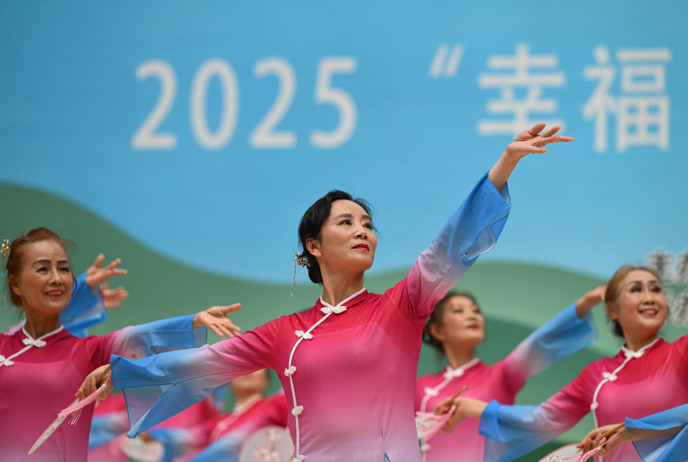 
空军特色医学中心黄牛代挂号电话票贩子号贩子网上预约挂号,住院检查加快,何以铸就欣欣向荣的中国——2026年全国两会世界观察