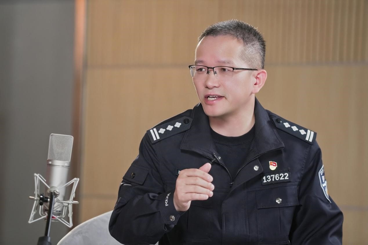 
上海中山医院黄牛代挂号电话票贩子号贩子网上预约挂号,住院检查加快,基层警事：三十载砺剑，他以科技护佑一方烟火