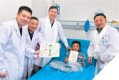 
杭州中医院黄牛代挂号电话票贩子号贩子网上预约挂号,住院检查加快,加速构建AI全链条防治包虫病体系（退病录）