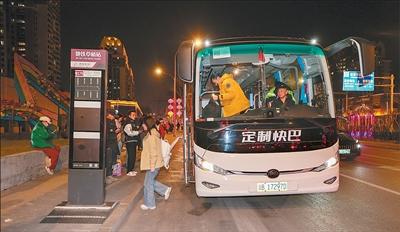 
北京世纪坛医院黄牛代挂号电话票贩子号贩子网上预约挂号,住院检查加快,京雄通勤快巴16日开通运营