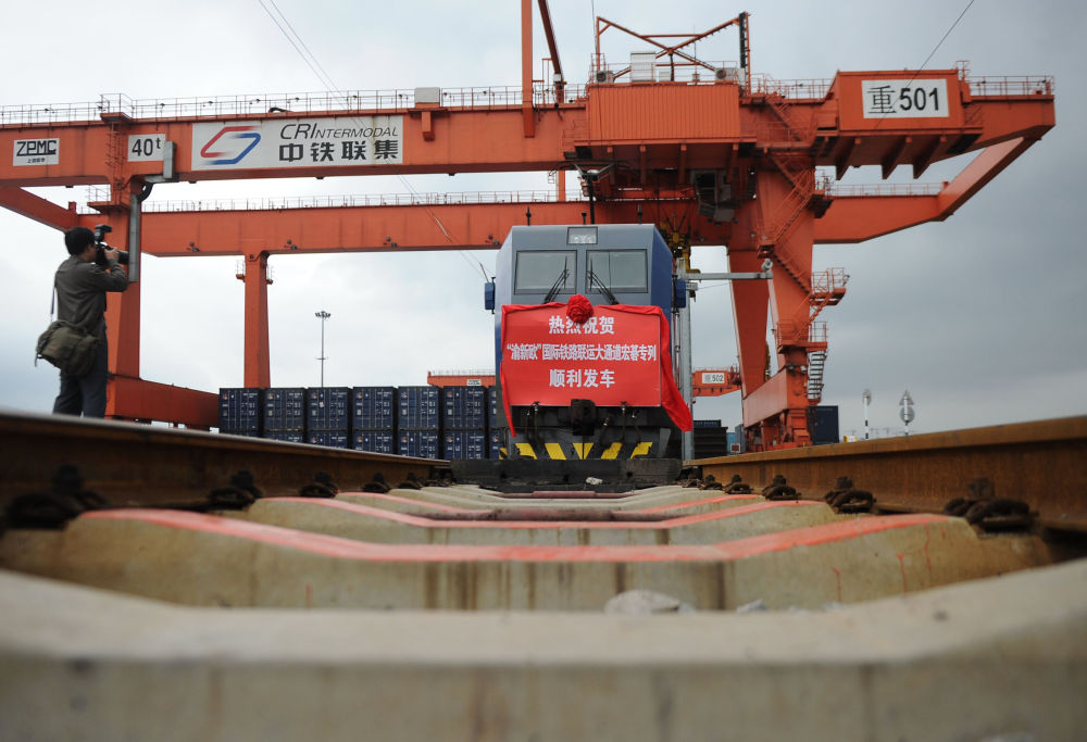 
中国人民解放军总医院黄牛代挂号电话票贩子号贩子网上预约挂号,住院检查加快,联播+｜在“钢铁驼队”旁 习近平连发四问