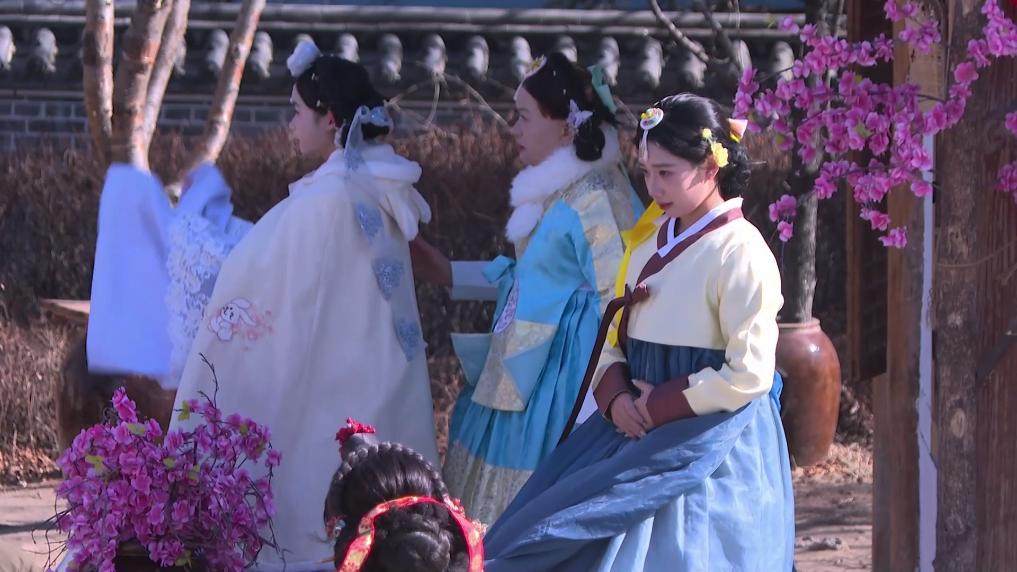 
中国中医科学院眼科医院黄牛代挂号电话票贩子号贩子网上预约挂号,住院检查加快,新华视点丨春节假期观察：多地春节文旅市场亮点纷呈