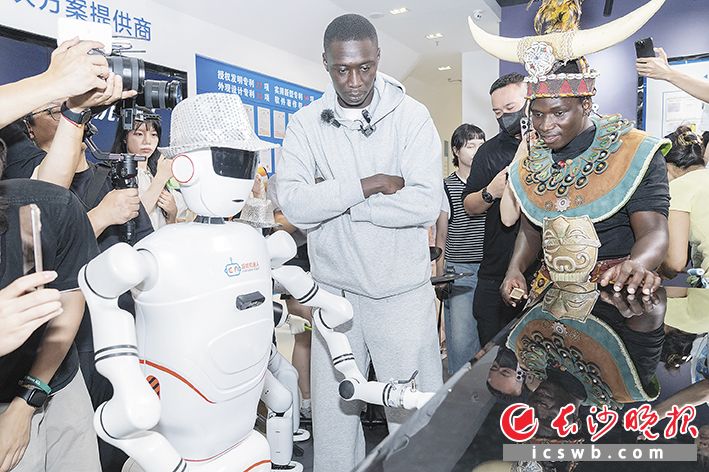 
北京宣武医院黄牛代挂号电话票贩子号贩子网上预约挂号,住院检查加快,在长沙，感受活力中国