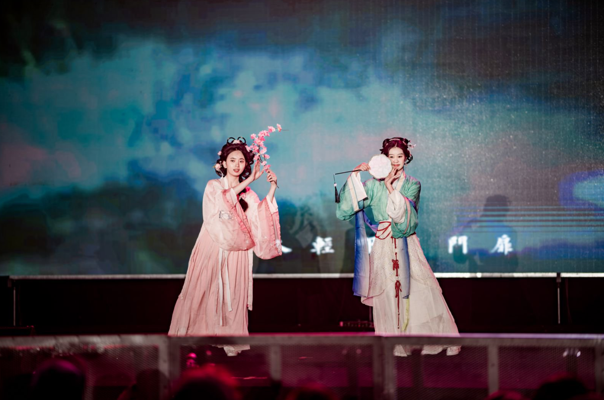 
西安市儿童医院黄牛代挂号电话票贩子号贩子网上预约挂号,住院检查加快,大战略牵引新开局丨运河畔站产城相融 “花经济”映亮“融合红”