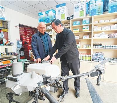 
东部战区空军医院黄牛号贩子票贩子代网上预约代挂号电话老杨农资店满满科技感（春耕里的新质生产力）