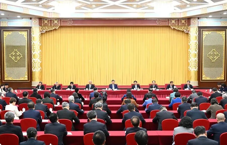 
上海瑞金医院黄牛代挂号电话票贩子号贩子网上预约挂号,住院检查加快,【学习小组】习近平：现在我们更多要解决“要不来、买不来、讨不来”的问题