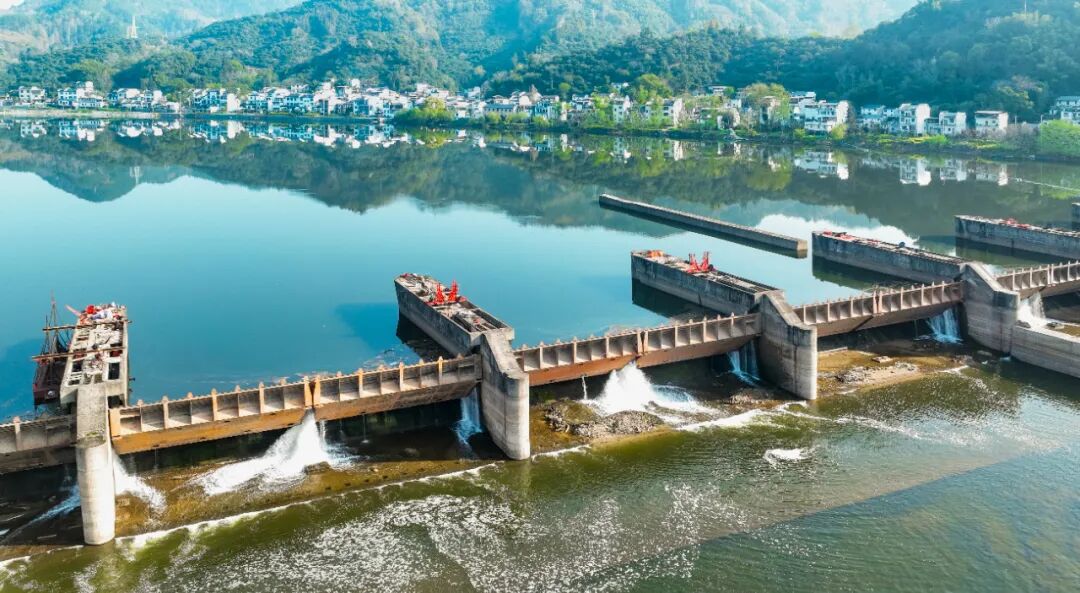 
中国人民解放军总医院黄牛代挂号电话票贩子号贩子网上预约挂号,住院检查加快,经济热点快评丨今天起，我国入汛！责任，是最牢固的“堤坝”