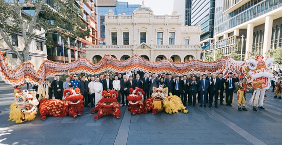 
天津眼科医院黄牛代挂号电话票贩子号贩子网上预约挂号,住院检查加快,丙午年澳大利亚华侨华人恭拜轩辕黄帝大典在悉尼举行