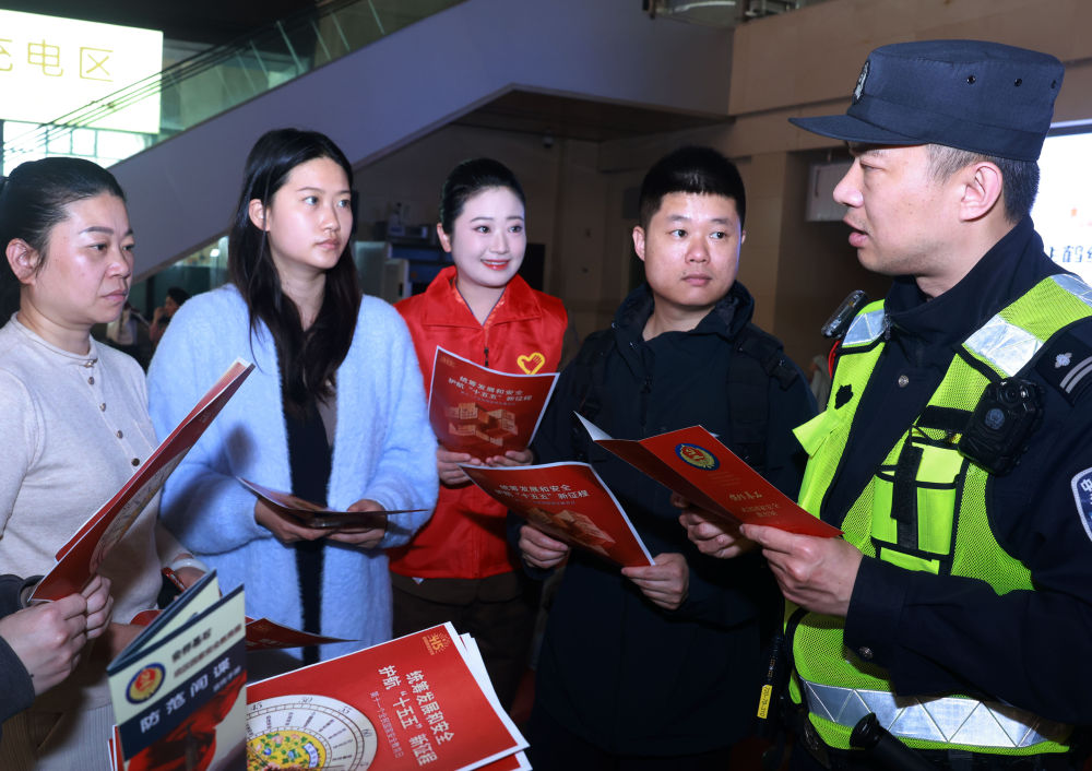 
天津各大医院黄牛代挂号电话票贩子号贩子网上预约挂号,住院检查加快,汇聚起全民共筑国家安全屏障的强大合力——各地各部门广泛开展全民国家安全教育日宣教活动